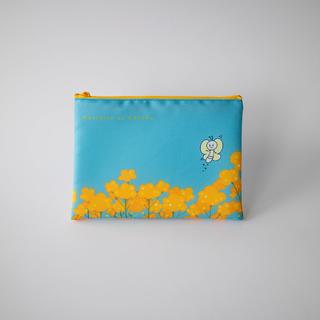 まっしろなちょうちょ　ポーチ