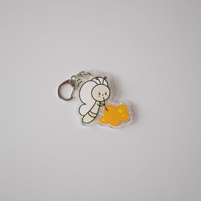 まっしろなちょうちょ　アクリルキーホルダーA