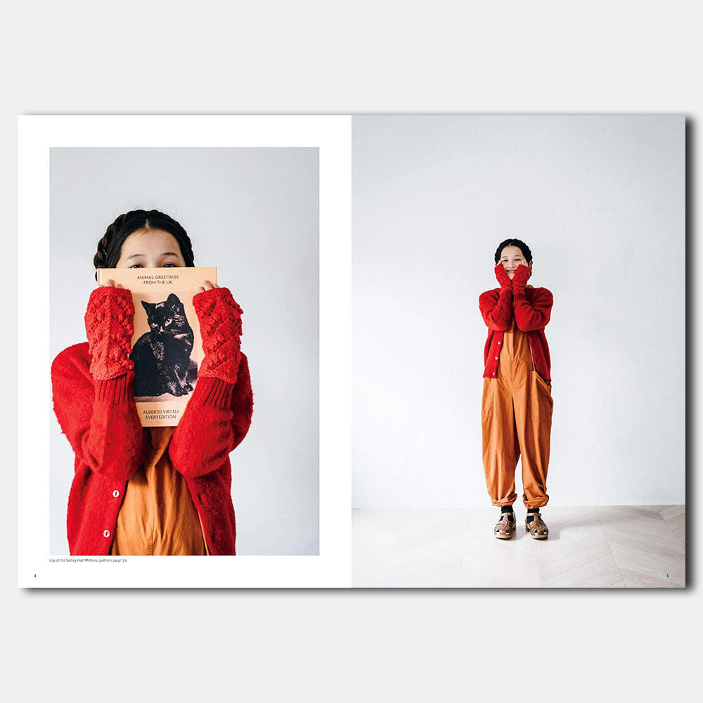 Miknits TO GO no.2 スズラン柄の指だし手袋　レッド