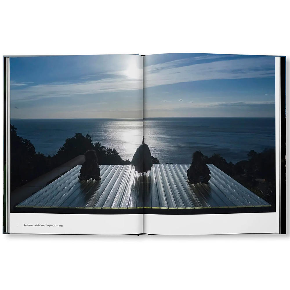 ENOURA OBSERVATORY: LAND OF DISTANT MEMORIES by Hiroshi Sugimoto（杉本博司） 作品集