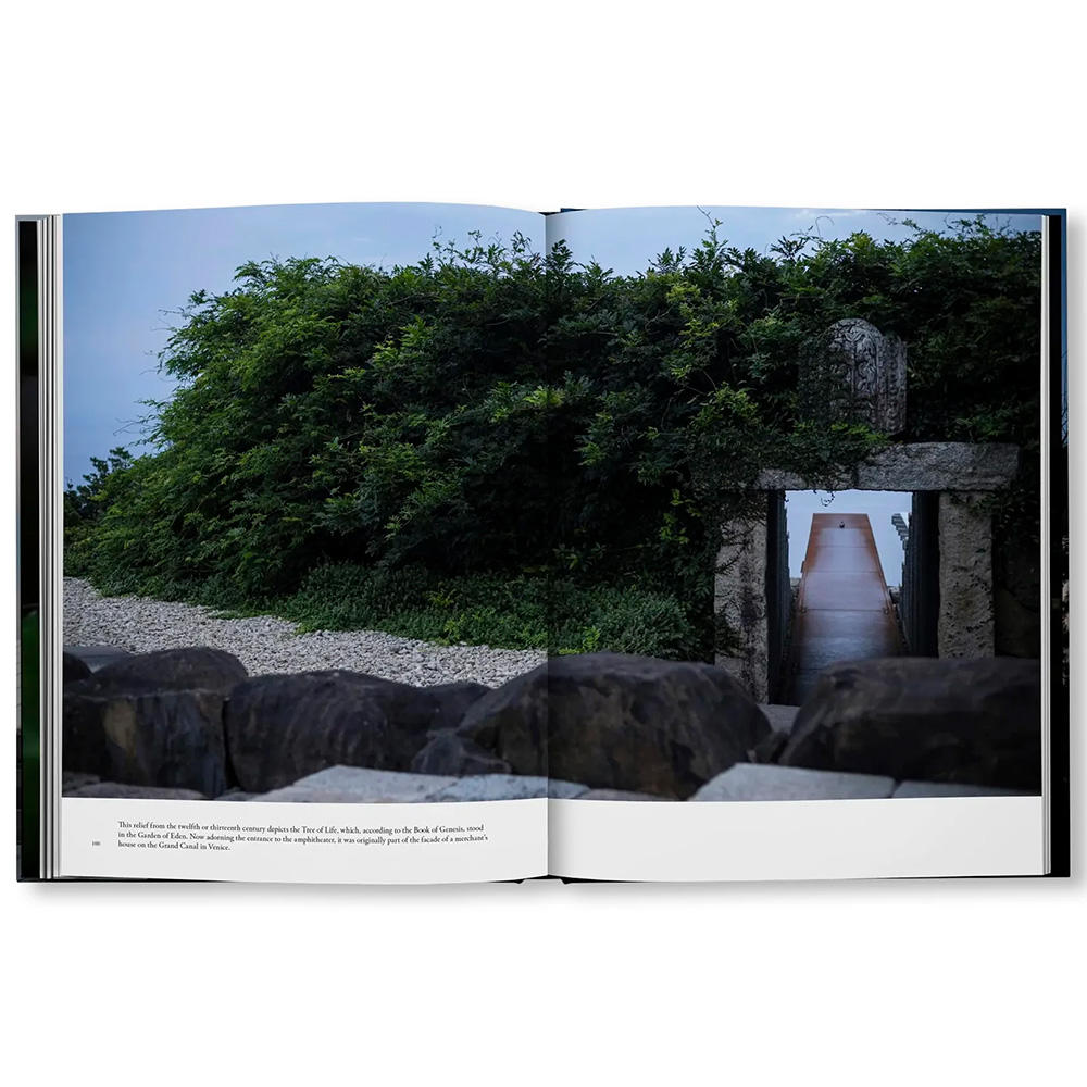 ENOURA OBSERVATORY: LAND OF DISTANT MEMORIES by Hiroshi Sugimoto（杉本博司） 作品集