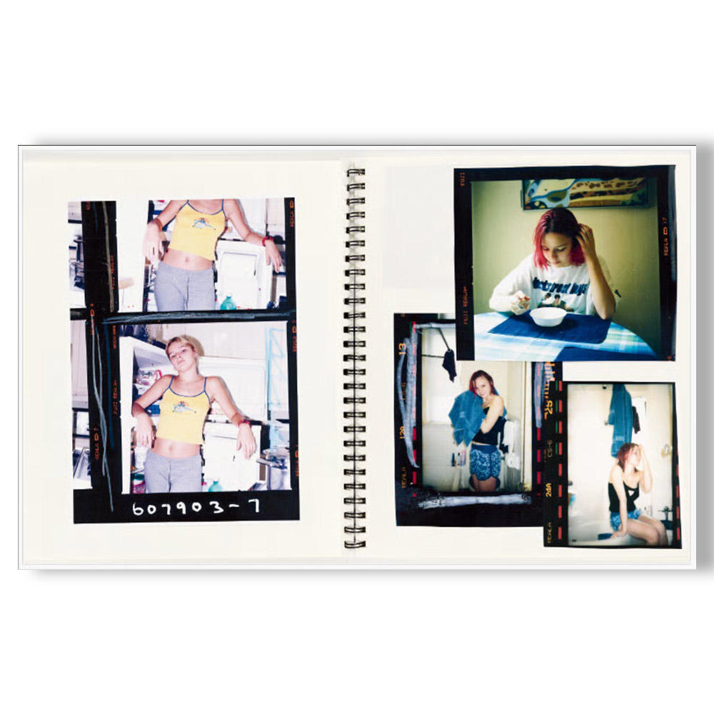 【250部限定／エディションナンバー＆サイン入り】Candy Cat Head by Valerie Phillips（ヴァレリー・フィリップス） 写真集