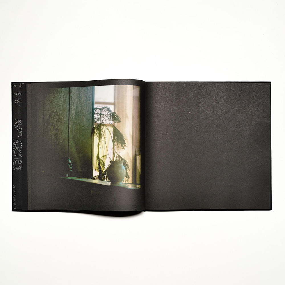 The Tower by Xiaofu Wang 写真集