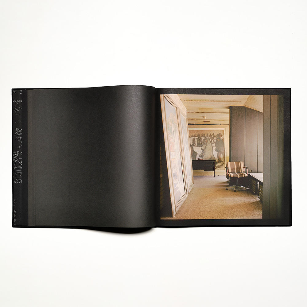 The Tower by Xiaofu Wang 写真集