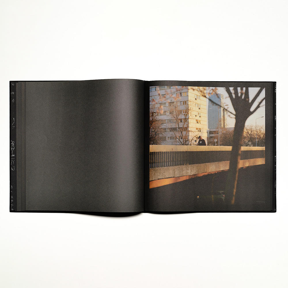 The Tower by Xiaofu Wang 写真集