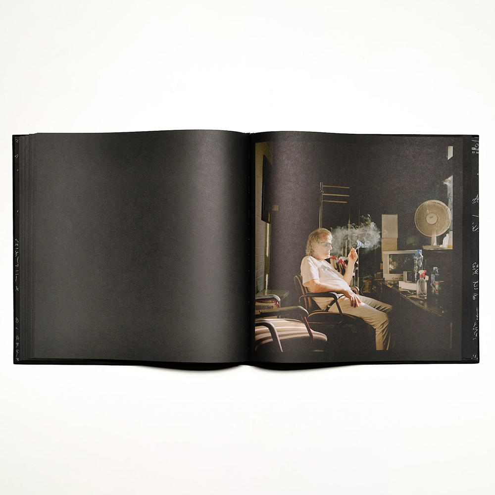 The Tower by Xiaofu Wang 写真集