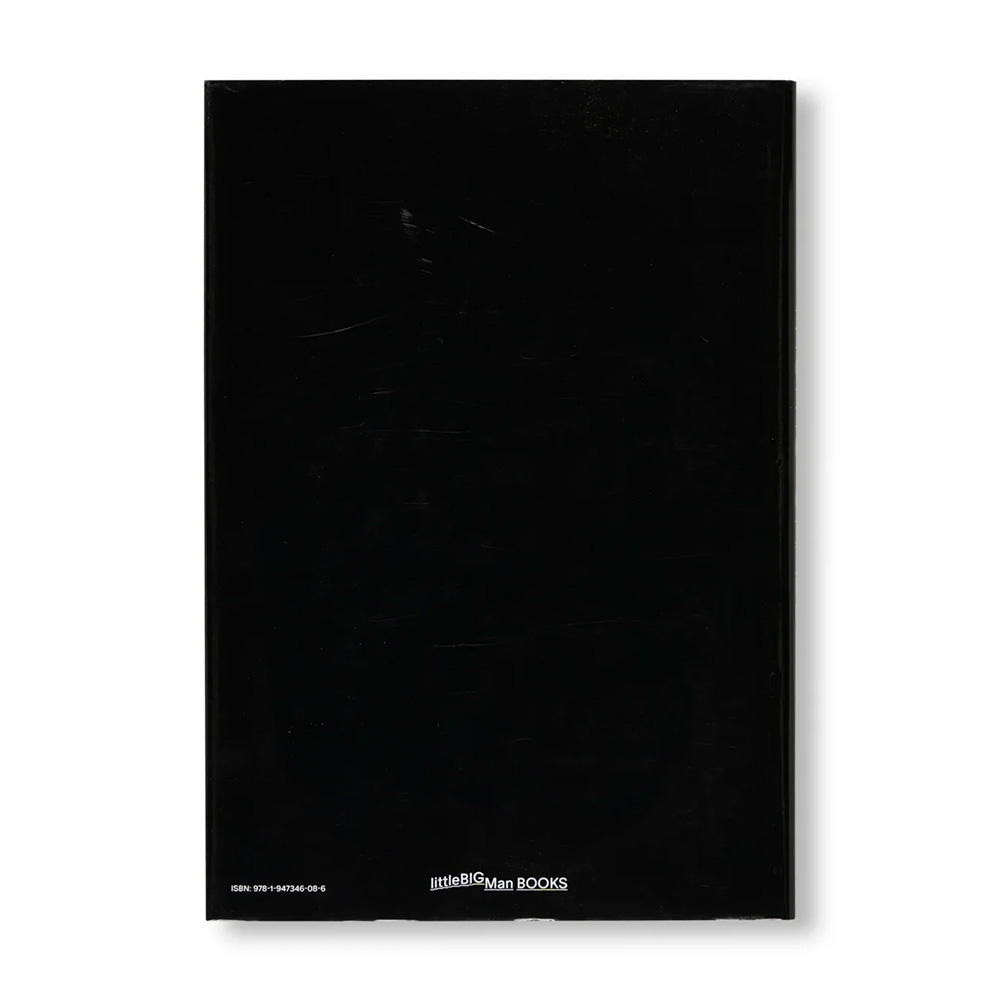 MY BLOODY HAND by Momo Okabe（岡部桃）　写真集