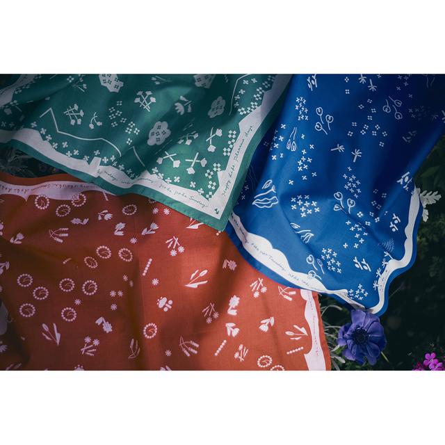 【青山希望・ハンカチーフ】uki Big Handkerchief　3色