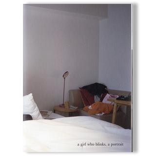 a girl who blinks, a portrait by Souta Kasahara(笠原颯太) 写真集
