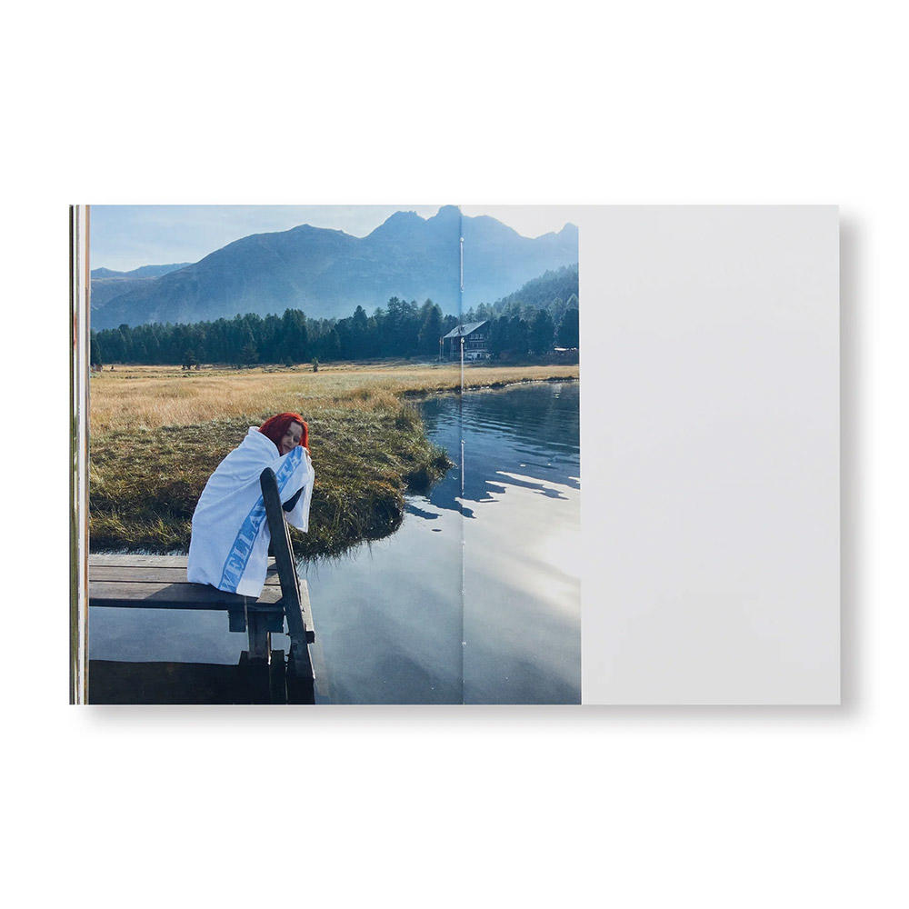 SOUVENIR ST. MORITZ #4 by David Sims（デヴィッド・ シムズ）, Jake Chapman（ジェイク・チャップマン） 写真集