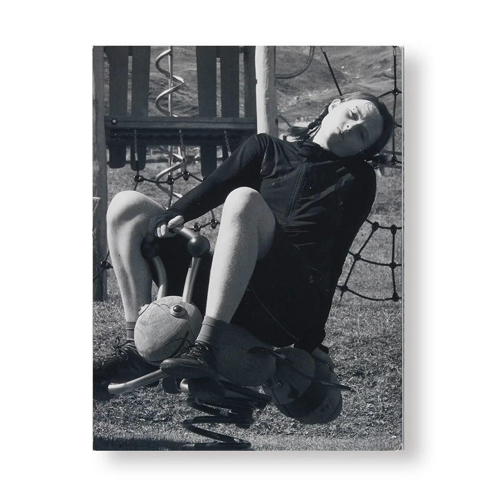 SOUVENIR ST. MORITZ #4 by David Sims（デヴィッド・ シムズ）, Jake Chapman（ジェイク・チャップマン） 写真集