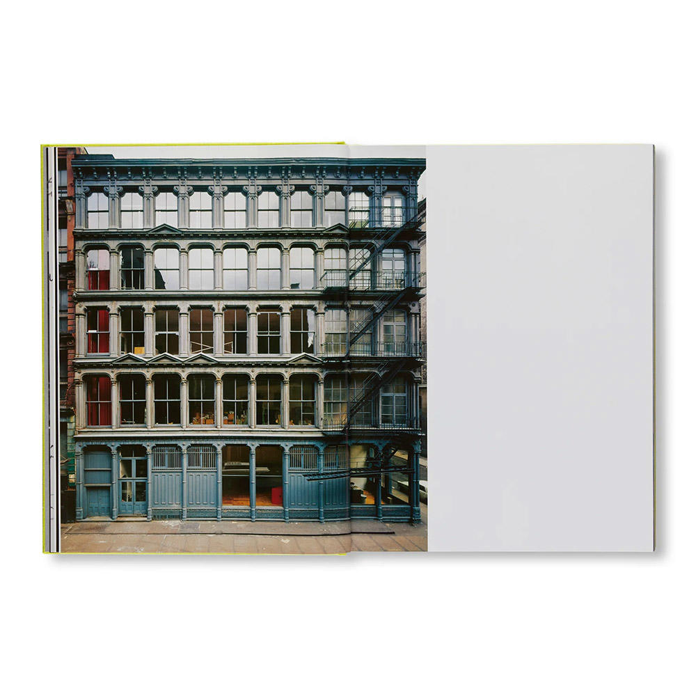 【再入荷予約】DONALD JUDD SPACES by Donald Judd（ドナルド・ジャッド） 作品集　※4月中の再入荷を予定