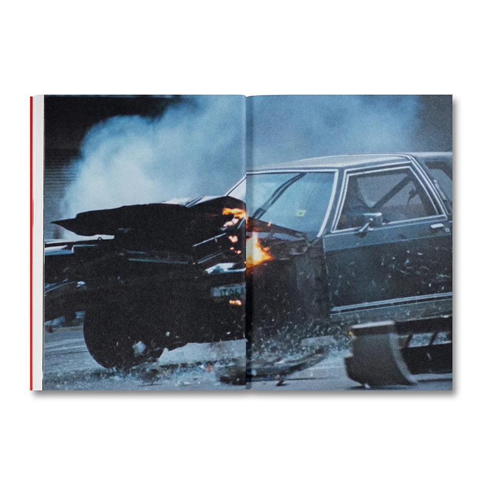 AMORES PERROS by Alejandro G. Inarritu（アレハンドロ・ゴンサレス・イニャリトゥ） 作品集