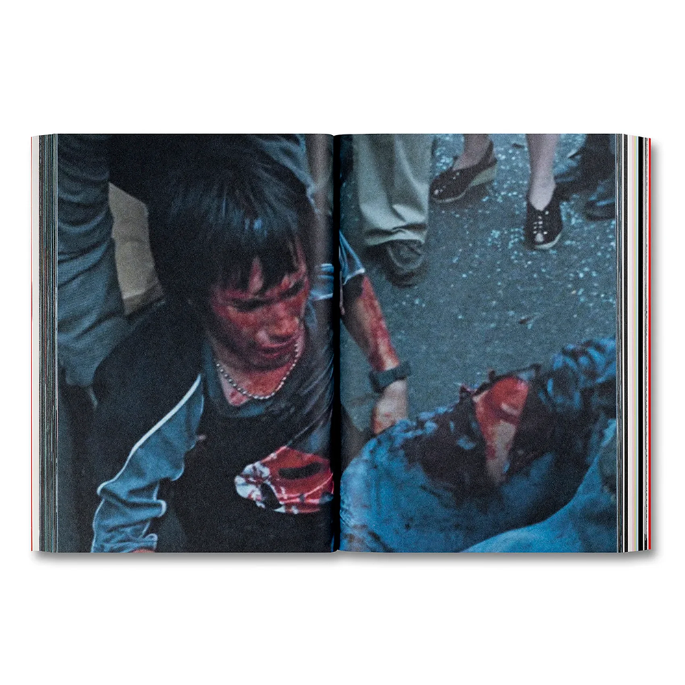 AMORES PERROS by Alejandro G. Inarritu（アレハンドロ・ゴンサレス・イニャリトゥ） 作品集