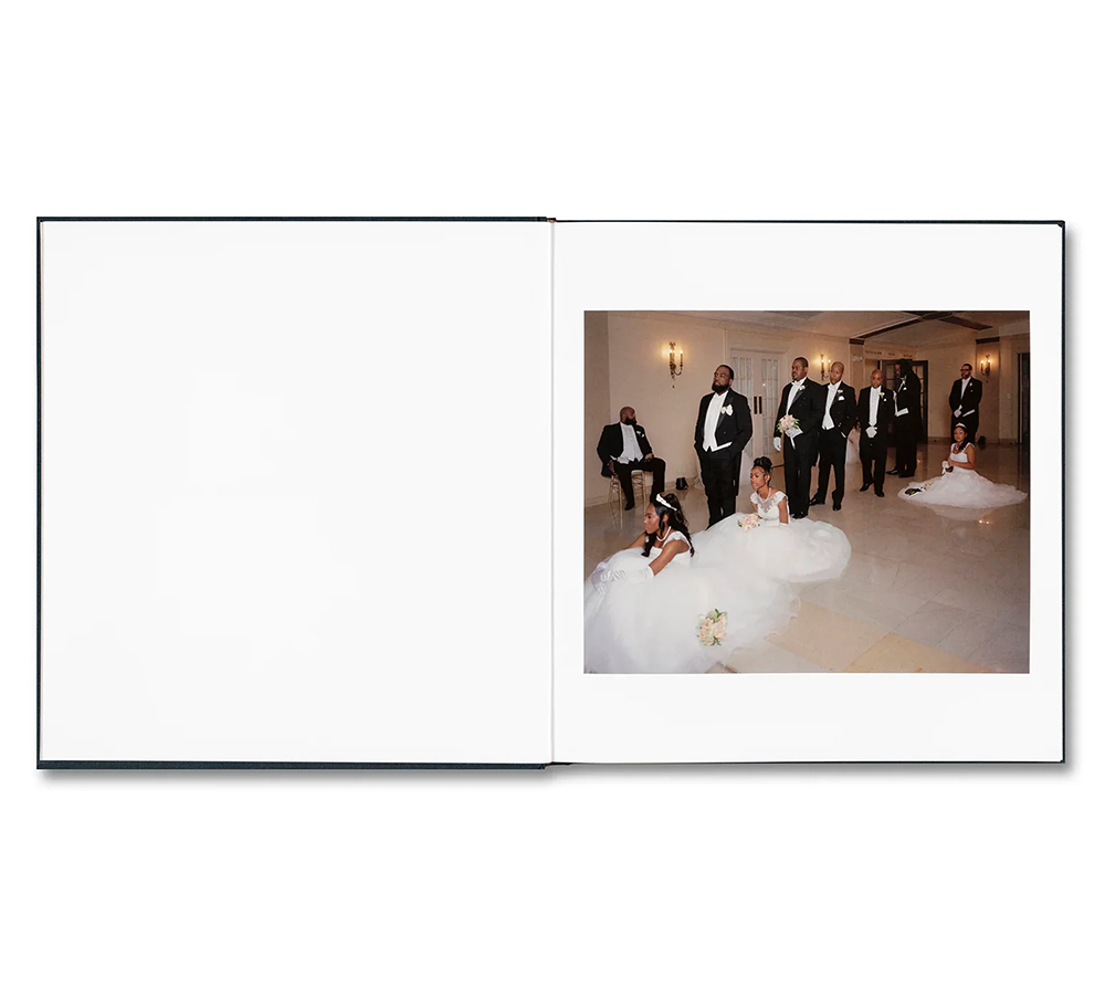 SOCIAL SEASON by Miranda Barnes（ミランダ・バーンズ） 写真集