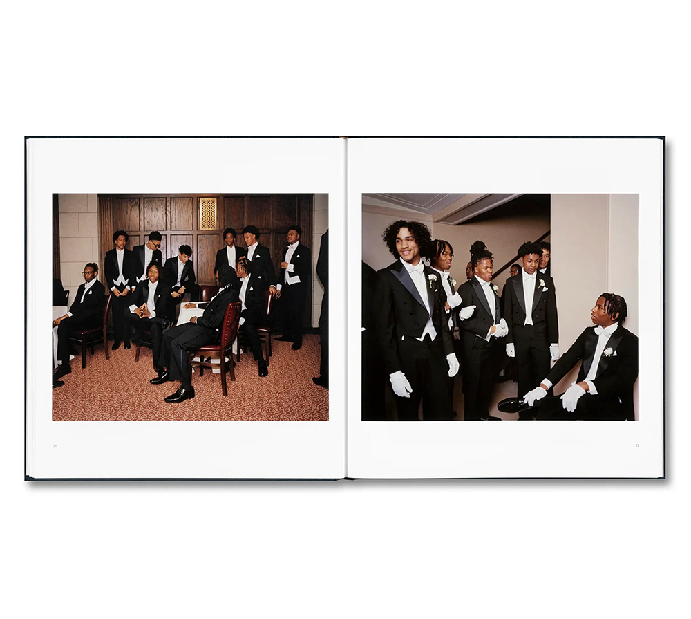 SOCIAL SEASON by Miranda Barnes（ミランダ・バーンズ） 写真集