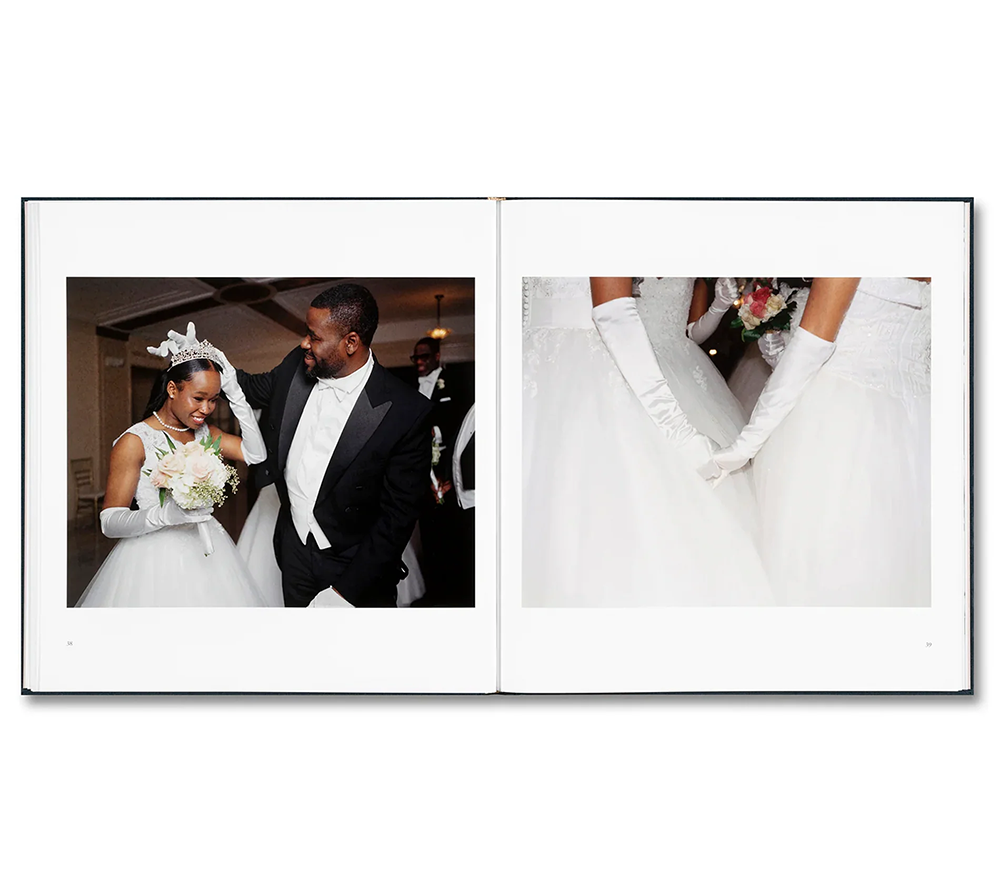 SOCIAL SEASON by Miranda Barnes（ミランダ・バーンズ） 写真集