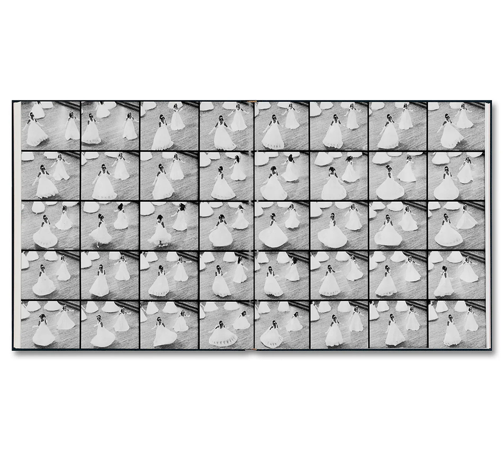 SOCIAL SEASON by Miranda Barnes（ミランダ・バーンズ） 写真集