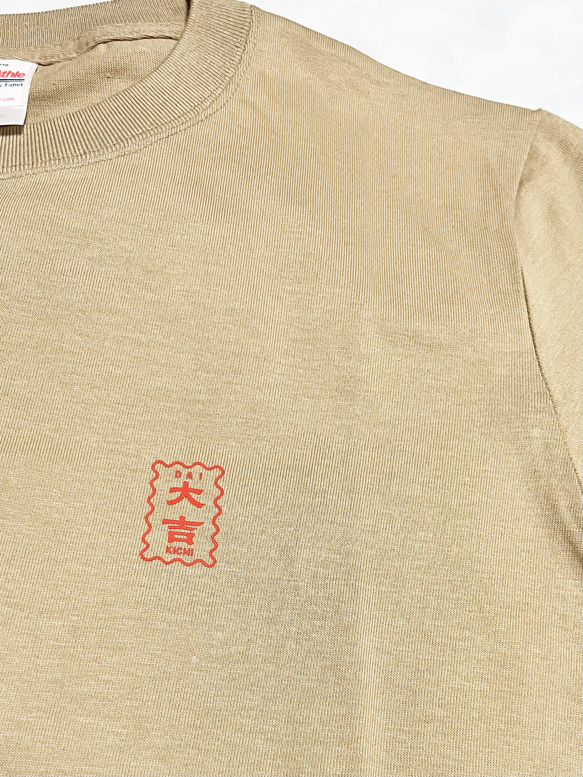 LUCK Tシャツ　際恵理