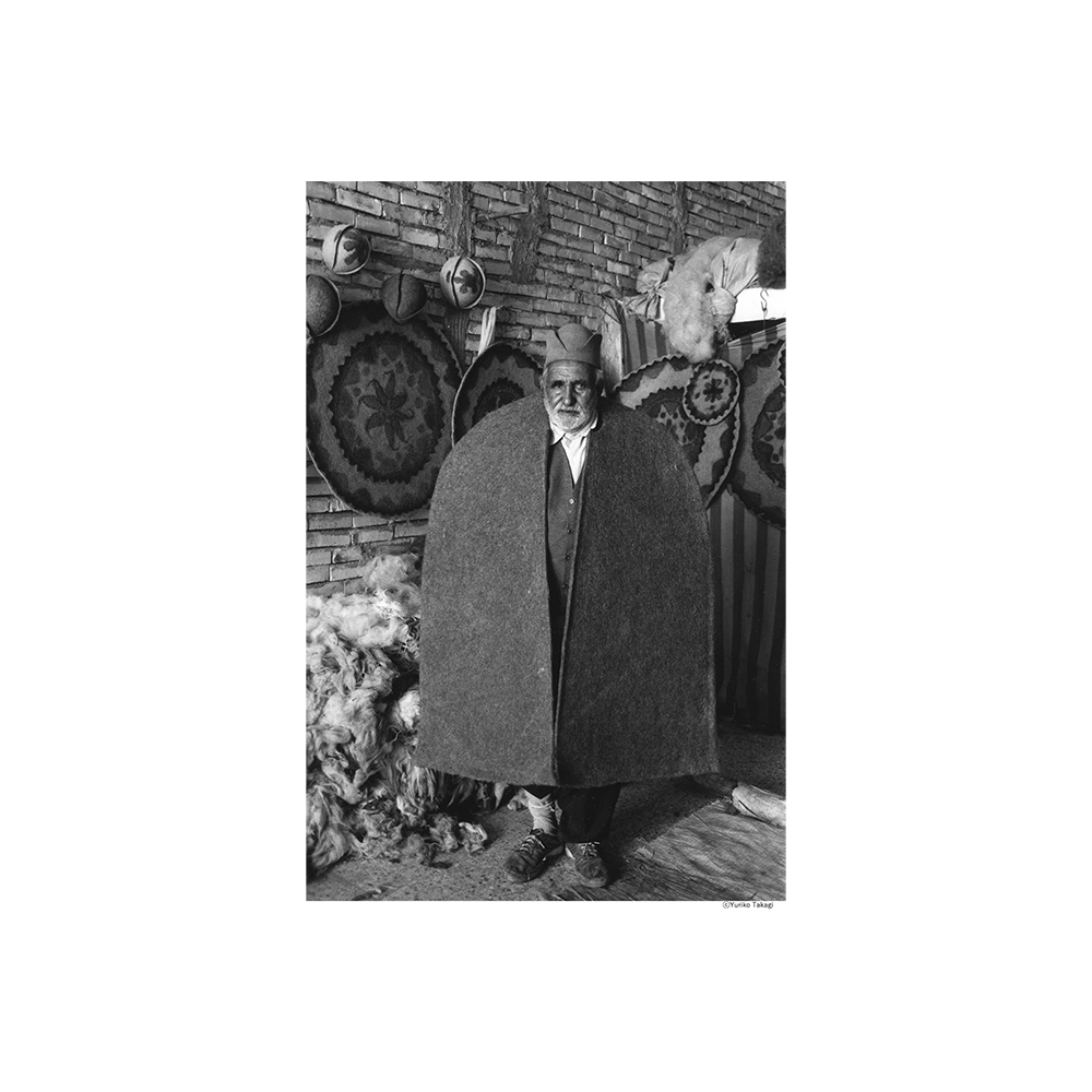 『Threads of Beauty 1995-2025 ―時をまとい、風をまとう。』 高木由利子 写真集