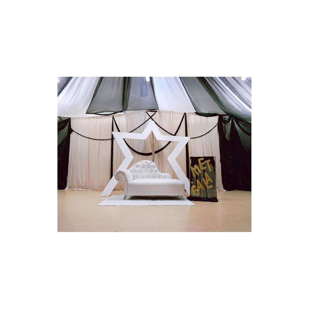 【限定500部】THE NIGHT IS YOUNG by Alice Mann　アリス・マン 写真集