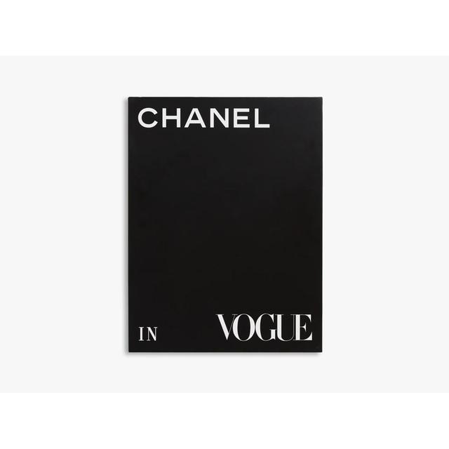 Chanel in Vogue シャネル 作品集