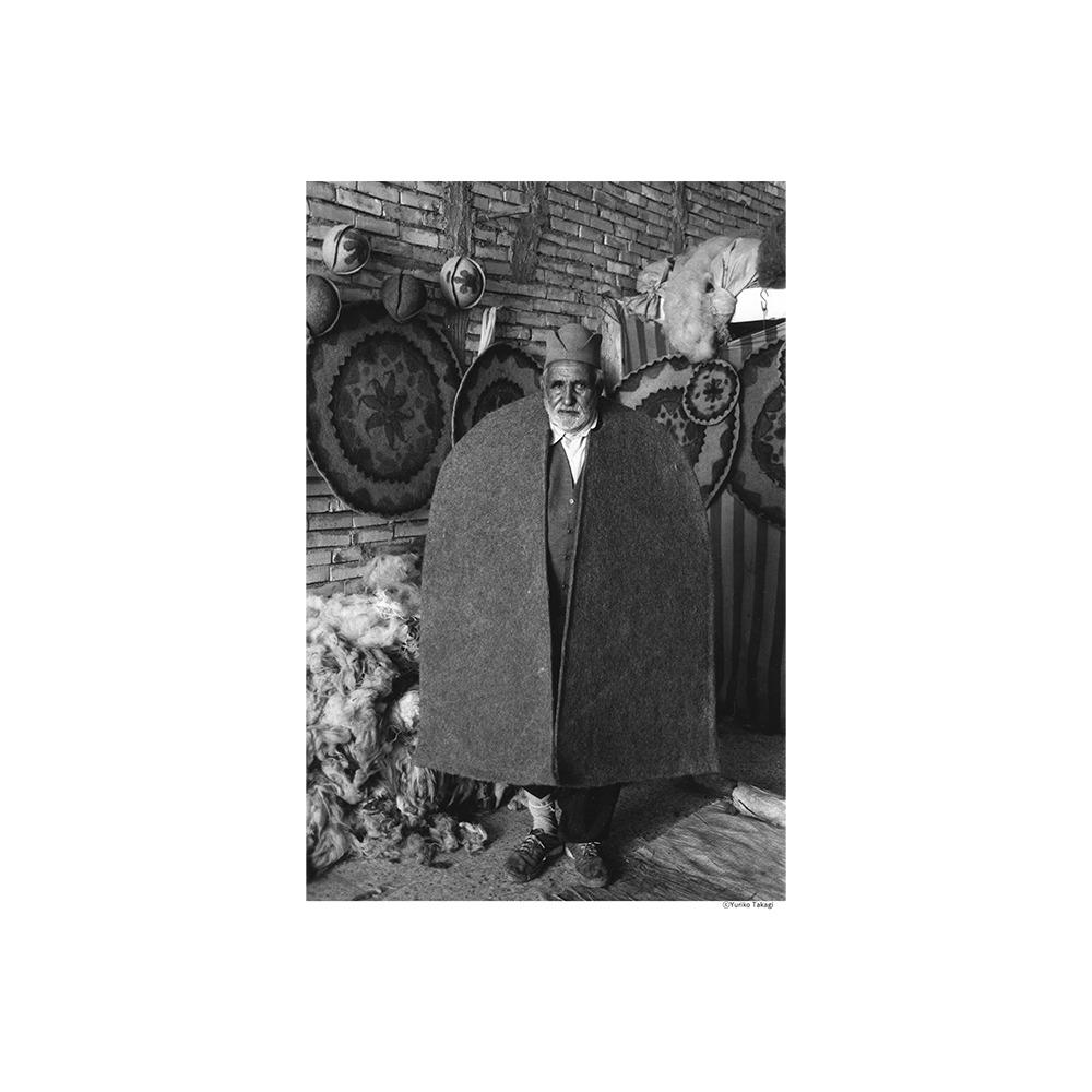 『Threads of Beauty 1995-2025 ―時をまとい、風をまとう。』 高木由利子 写真集