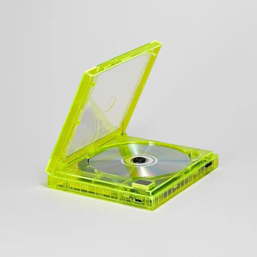 【壁掛けアクセサリー別売】km5 CP1 Instant Disk Audio CDプレーヤー ネオンイエロー 