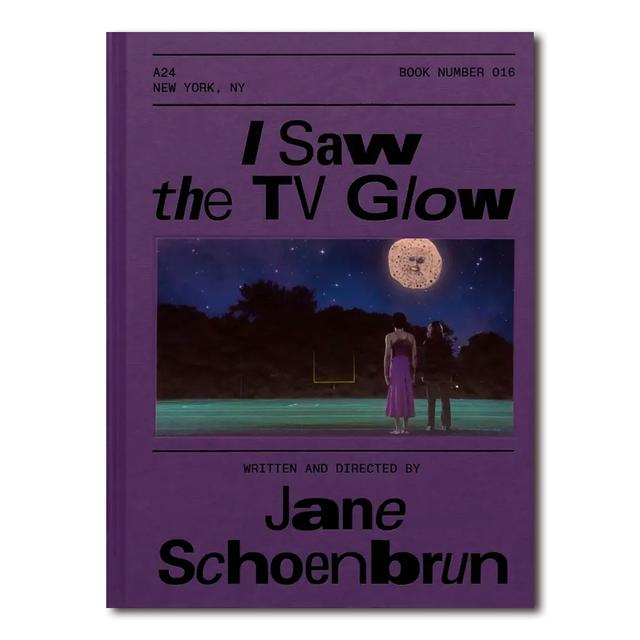 【A24】I SAW THE TV GLOW SCREENPLAY BOOK by Jane Schoenbrun　映画『テレビの中に入りたい』　ジェーン・シェーンブルン　作品集