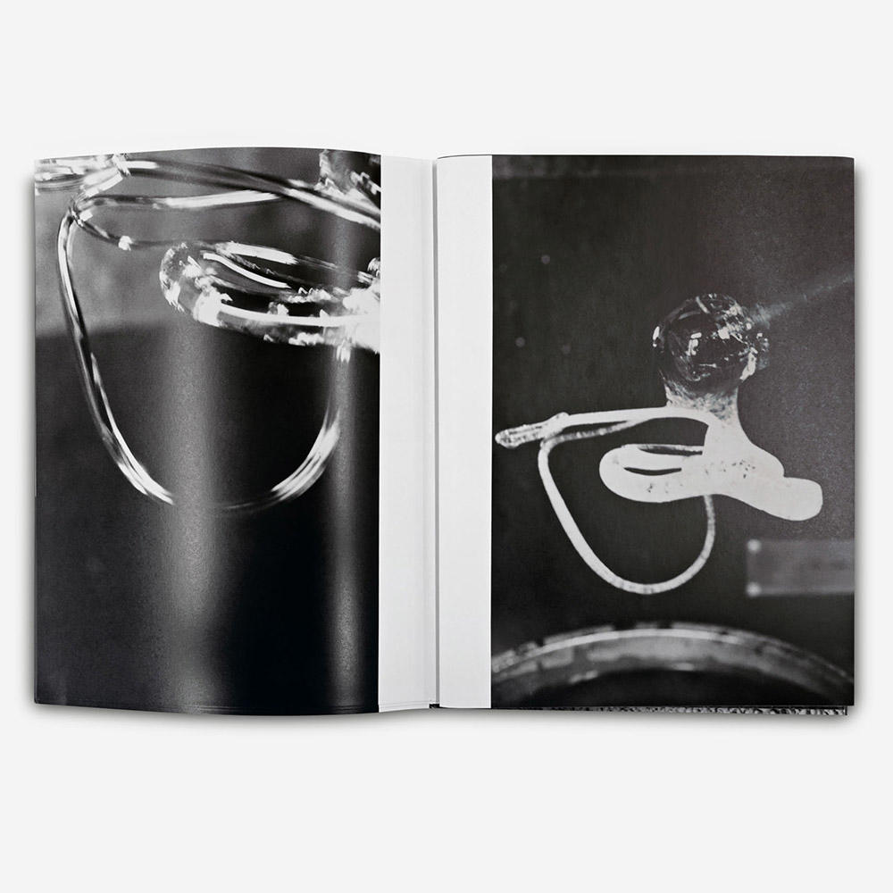 【400部限定】LIQUID by Hiroko Matsubara（松原博子） 写真集