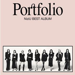【予約・ポイント5倍】 7/1発売 NiziU Portfolio 初回生産限定盤 CD+ブックレット ベストアルバム