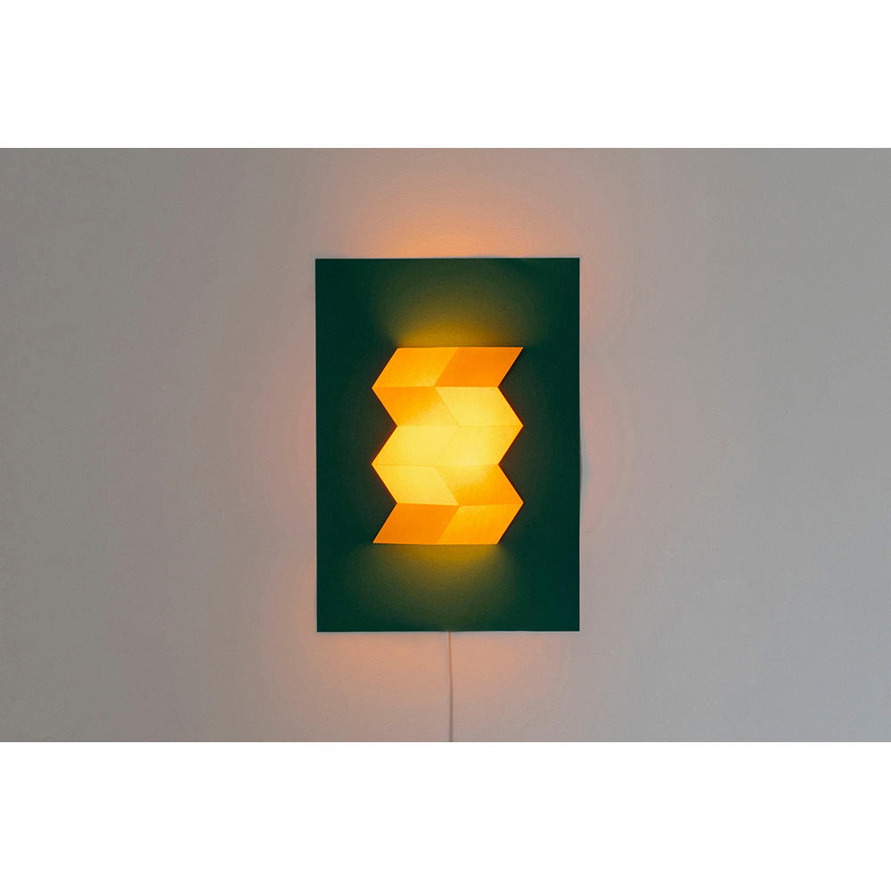 本山真帆【POSTER LIGHT (ポスターライト) 】ZAGU