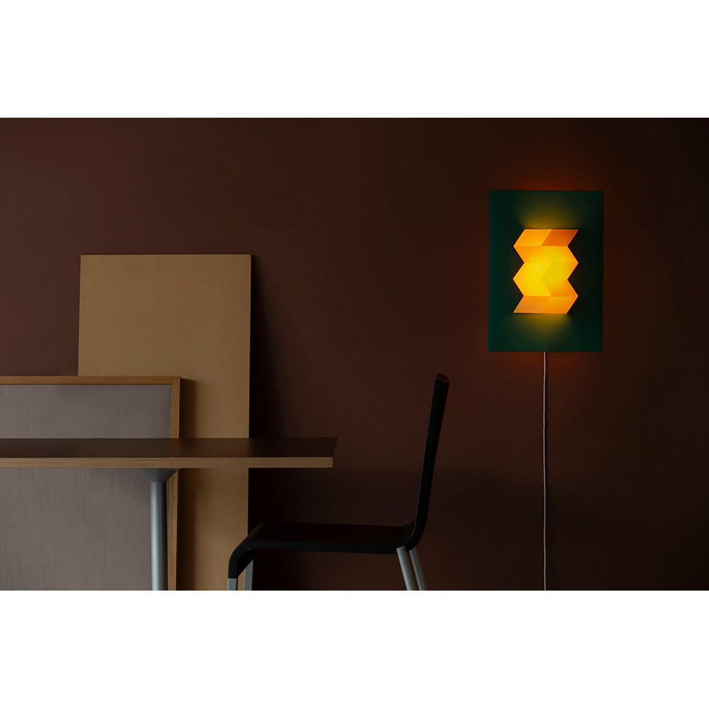 本山真帆【POSTER LIGHT (ポスターライト) 】ZAGU