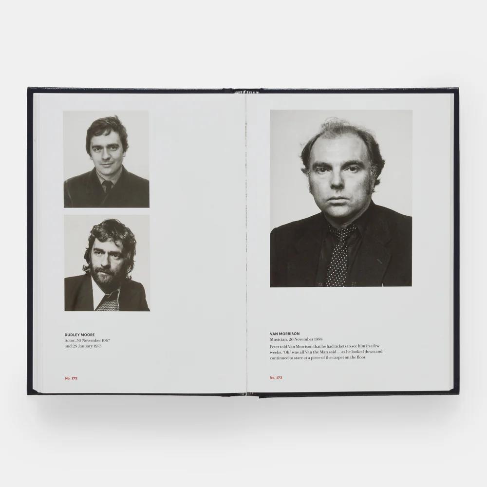 Passport Photo Service: An Unexpected Archive of Celebrity Portraits ロンドンのパスポート用写真スタジオで撮影された有名人のポートレート写真集