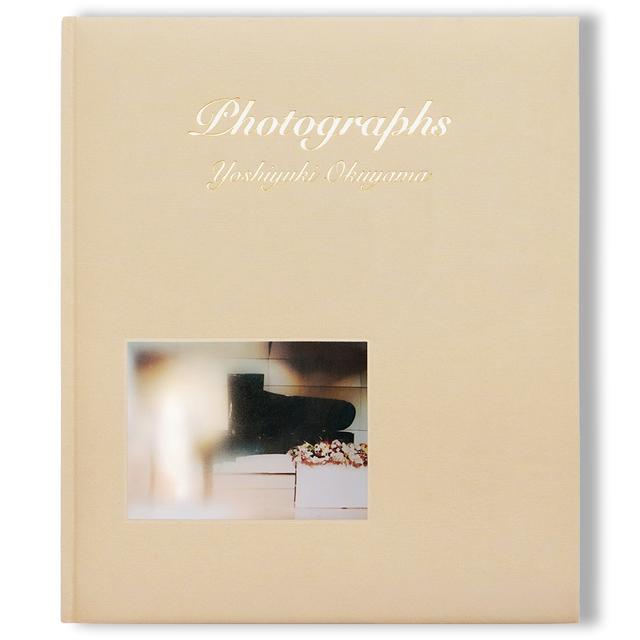 【予約／特別限定版／500部限定／サイン＆エディションナンバー入】photographs by Yoshiyuki Okuyama（奥山由之）　写真集　※6月上旬発送予定