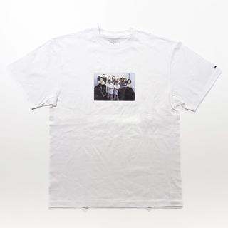 【WHITE／サイズの選択可】FOREVER YOUNG cast photo s/s tee 白