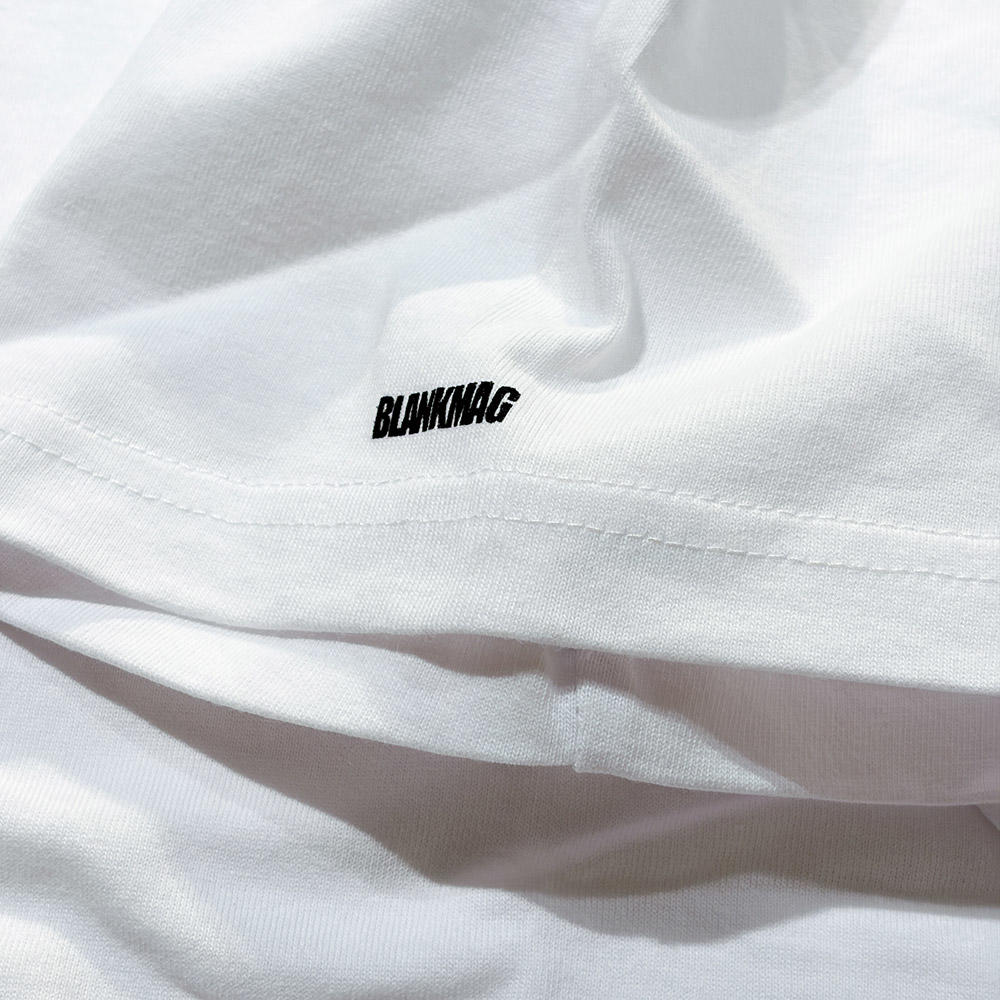 【WHITE／サイズの選択可】FOREVER YOUNG cast photo s/s tee 白
