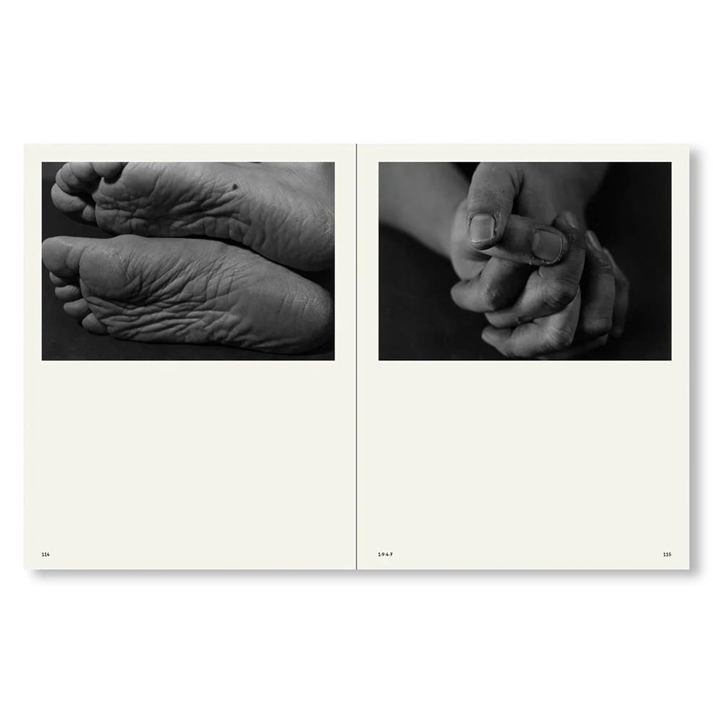 【予約／サイン入り】TRACES by Miyako Ishiuchi　石内都 写真集　※6月末頃入荷予定