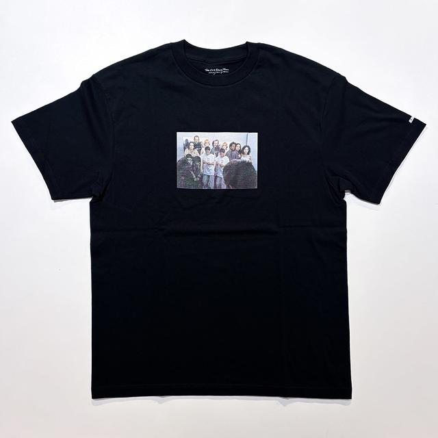 【BLACK／サイズの選択可】FOREVER YOUNG cast photo s/s tee 黒