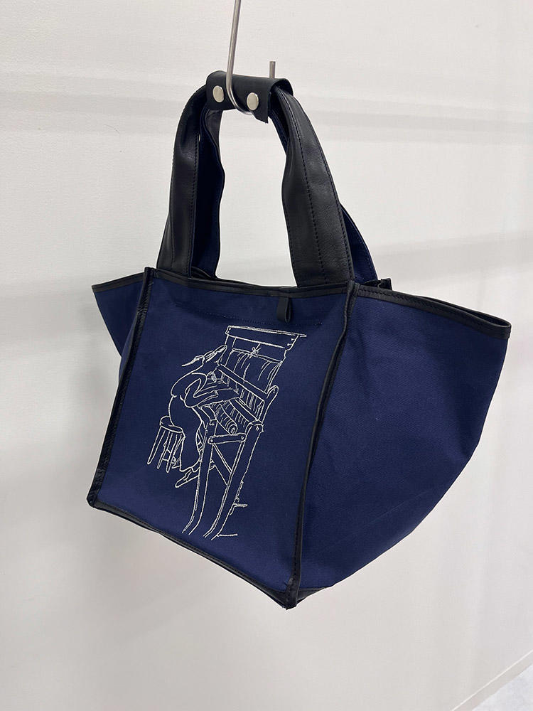 【カラーの選択可能】ARTISAN×山瀬なつみ　アーティストコラボレーションバッグ