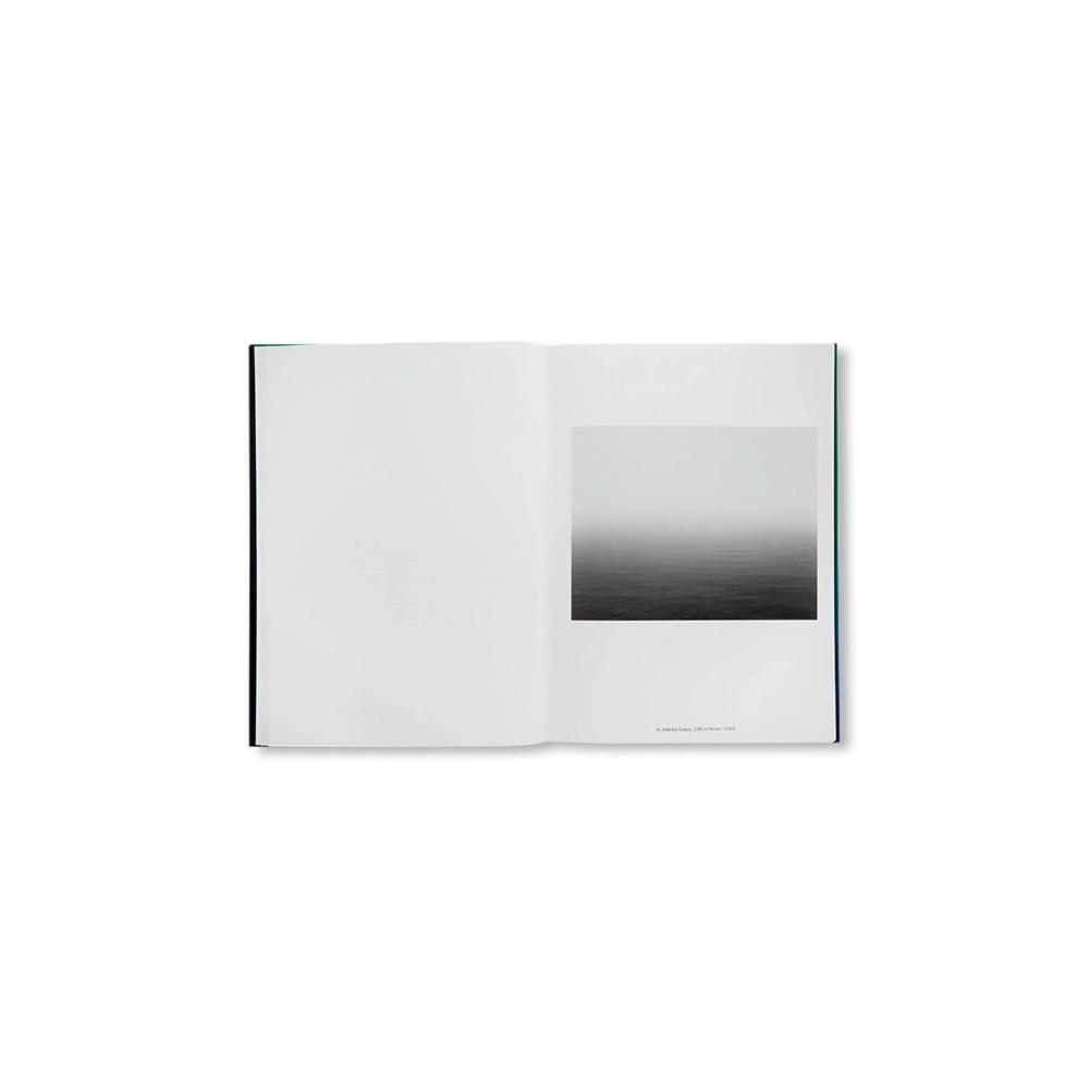 TAKING UP THE MELODY by Hiroshi Sugimoto （杉本博司）作品集