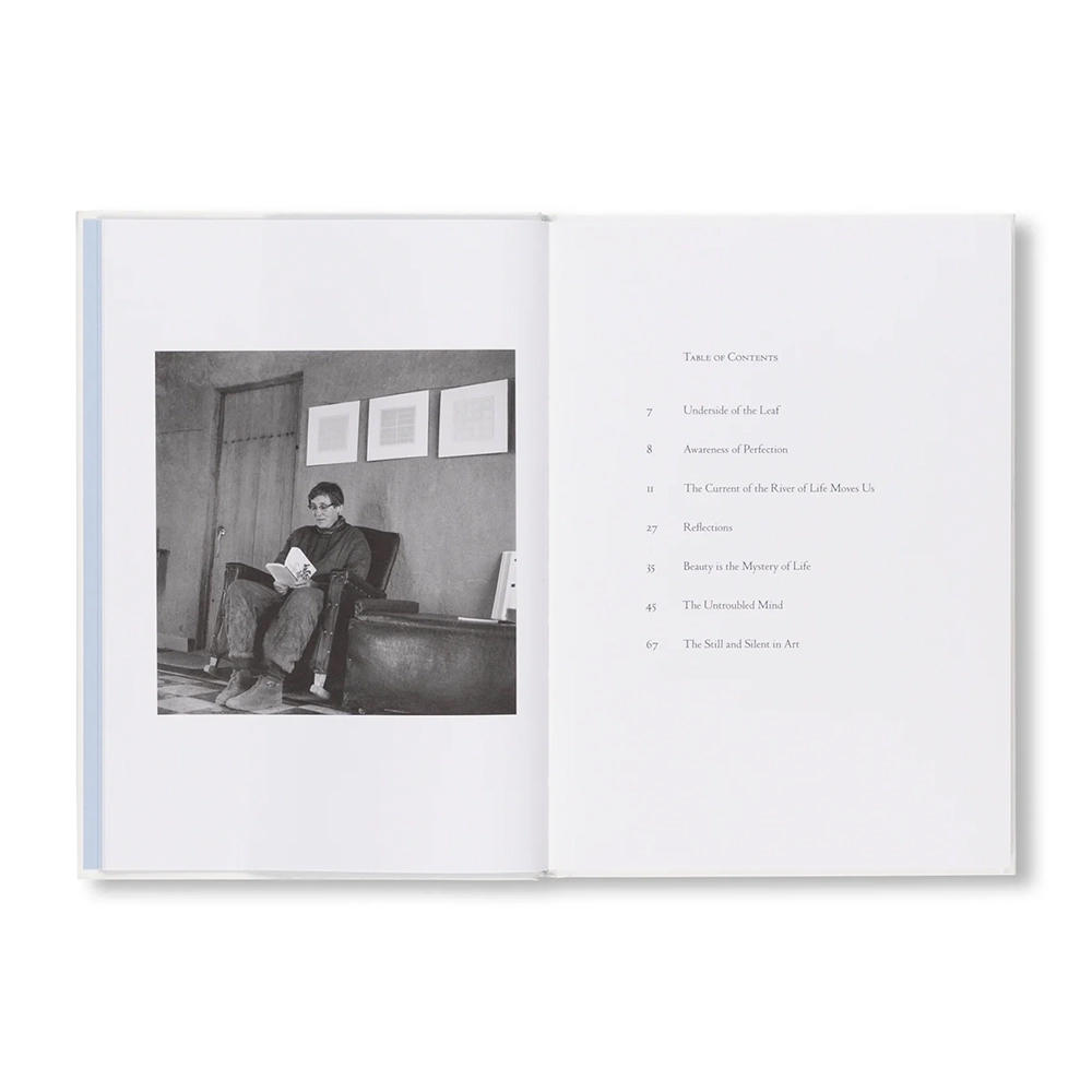 AGNES MARTIN: ON BEAUTY by Agnes Martin（アグネス・マーティン） 作品集