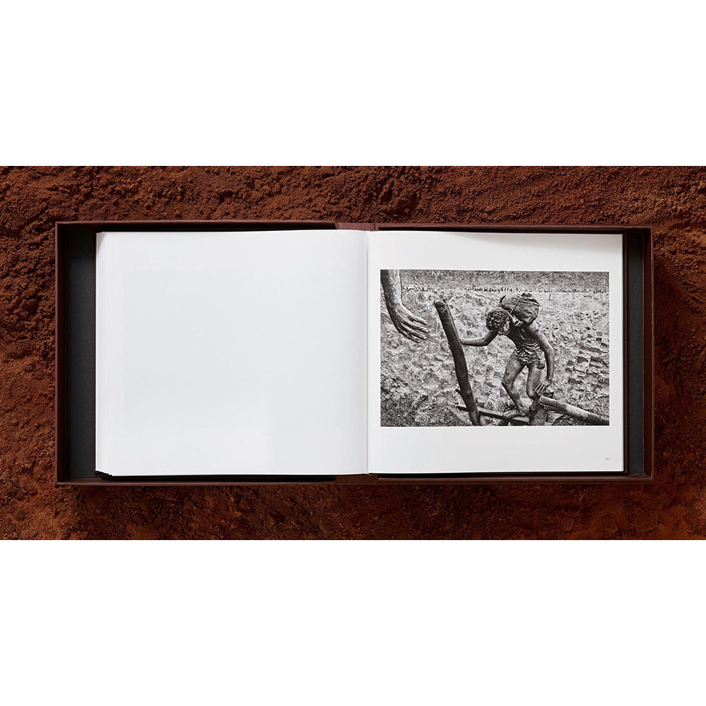 【Collector’s Edition】Sebastiao Salgado. Gold (セバスチャン・サルガド) 写真集 ※ご注文より1週間～10日程度で発送予定