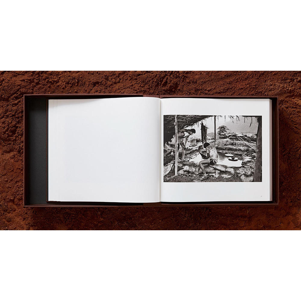 【Collector’s Edition】Sebastiao Salgado. Gold (セバスチャン・サルガド) 写真集 ※ご注文より1週間～10日程度で発送予定