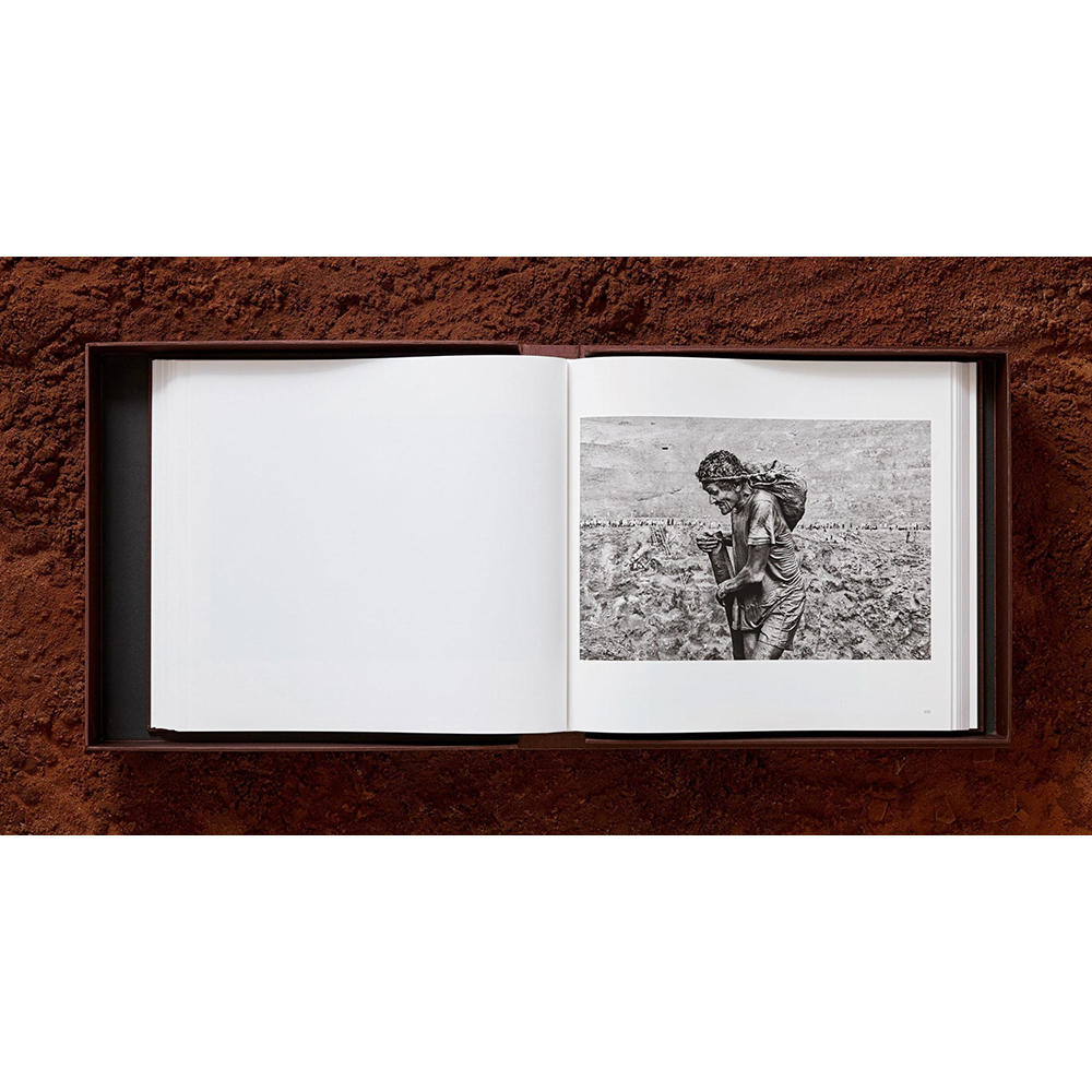 【Collector’s Edition】Sebastiao Salgado. Gold (セバスチャン・サルガド) 写真集 ※ご注文より1週間～10日程度で発送予定