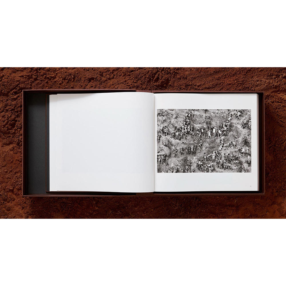 【Collector’s Edition】Sebastiao Salgado. Gold (セバスチャン・サルガド) 写真集 ※ご注文より1週間～10日程度で発送予定