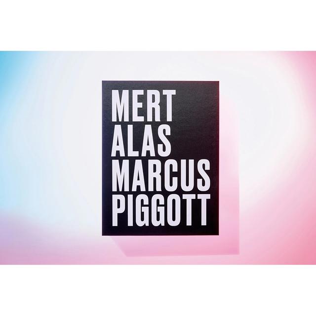 【Collector’s Edition】Mert Alas and Marcus Piggott(マート・アラス＆マーカス・ピゴット) 写真集 ※ご注文より1週間～10日程度で発送予定
