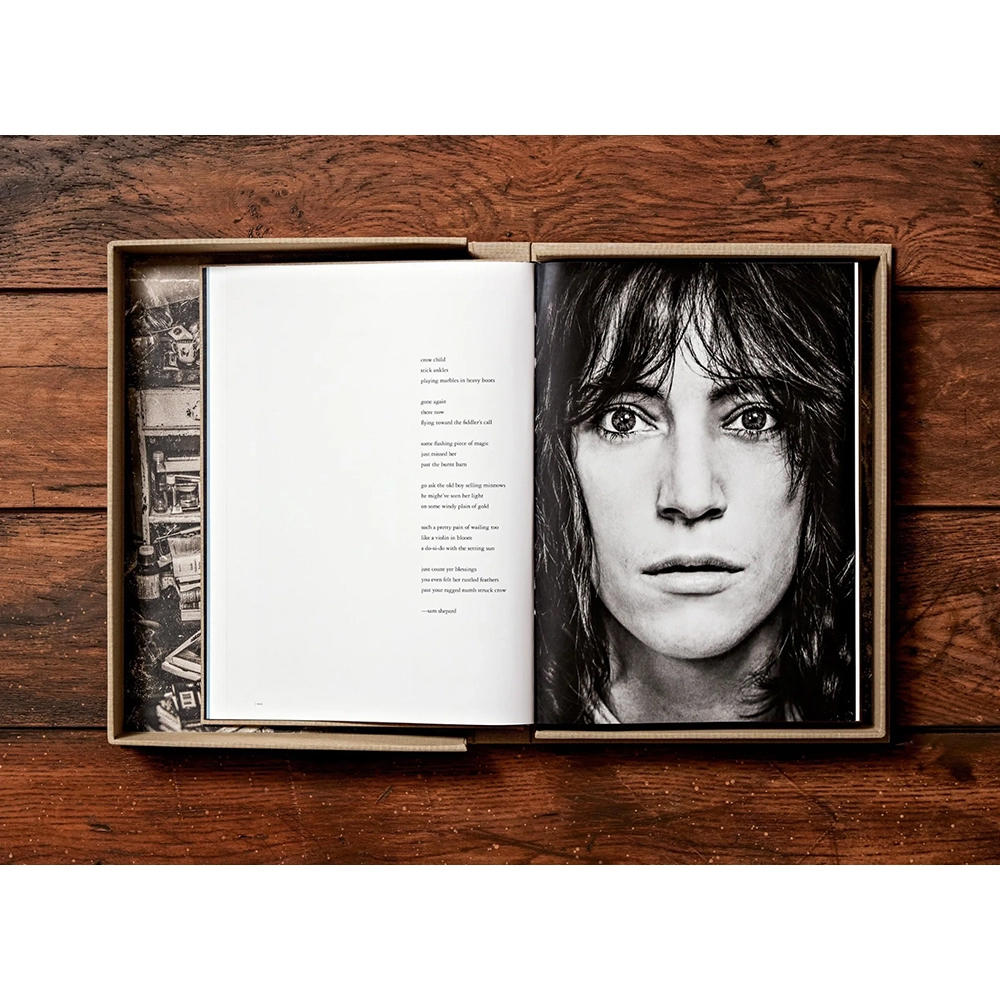 Lynn Goldsmith. Patti Smith. Before Easter After. Art Edition No. 101-200 ‘NYC, 1976’（リン・ゴールドスミス）パティ・スミス 写真集 ※ご注文より1週間～10日程度で発送予定