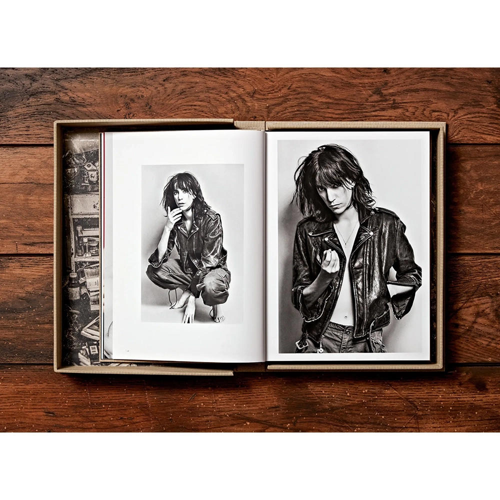 Lynn Goldsmith. Patti Smith. Before Easter After. Art Edition No. 101-200 ‘NYC, 1976’（リン・ゴールドスミス）パティ・スミス 写真集 ※ご注文より1週間～10日程度で発送予定