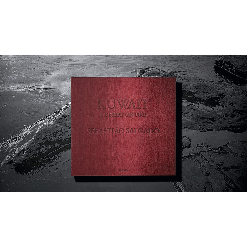 【Collector’s Edition】Sebastião Salgado. Kuwait. A Desert on Fire  (セバスチャン・サルガド) 写真集 ※ご注文より1週間～10日程度で発送予定